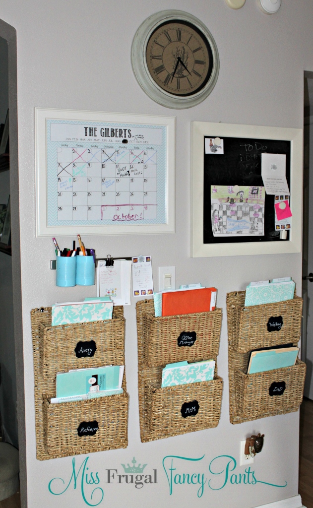 Family Command Center | missfrugalfancypants.com