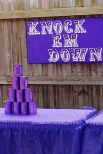 Purple Polka Dot Carnival Birthday Party Decor & Games| missfrugalfancypants.com