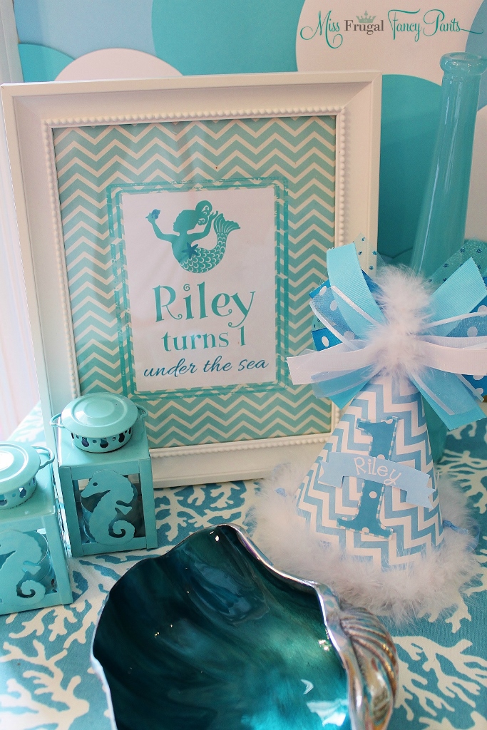 Little Mermaid Under the Sea 1st Birthday Party Decor | missfrugalfancypants.com