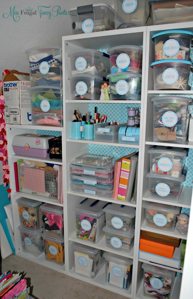 Craft Closet Organization | missfrugalfancypants.com