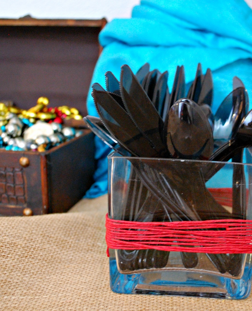 Pirate Party Decor | missfrugalfancypants.com