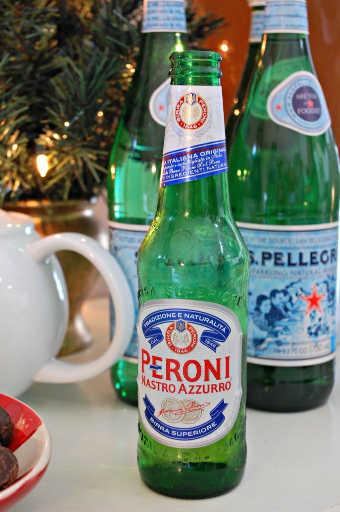 Italian Christmas Party Ideas | missfrugalfancypants.com