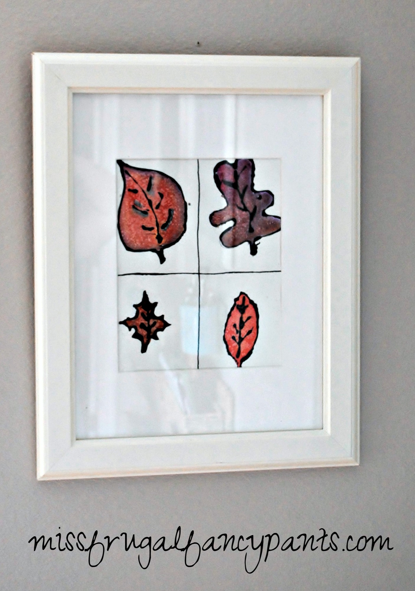 Frame Your Childs Artwork from School for Free Holiday Decor | missfrugalfancypants.com