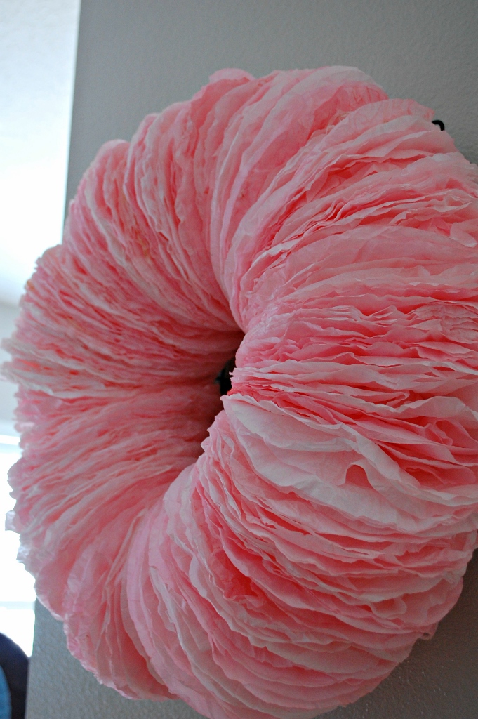 DIY Coffee Filter Wreath for Valentine's Day | missfrugalfancypants.com