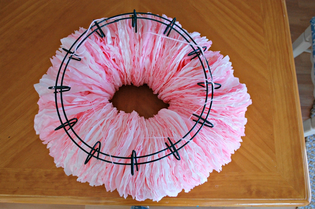 DIY Coffee Filter Wreath for Valentine's Day | missfrugalfancypants.com