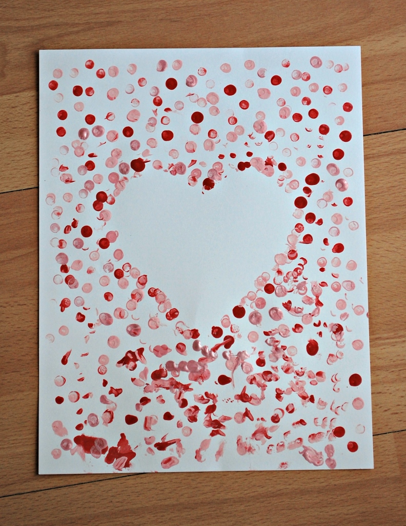 Quick & Easy Valentine's Day Crafts for Toddlers | DIY Valentine's Day Artwork | missfrugalfancypants.com