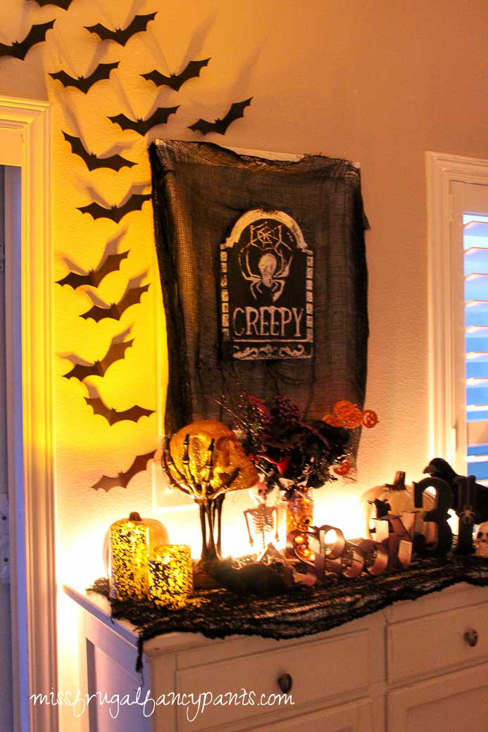 Halloween Decor with LIGHTIFY Lighting | missfrugalfancypants.com