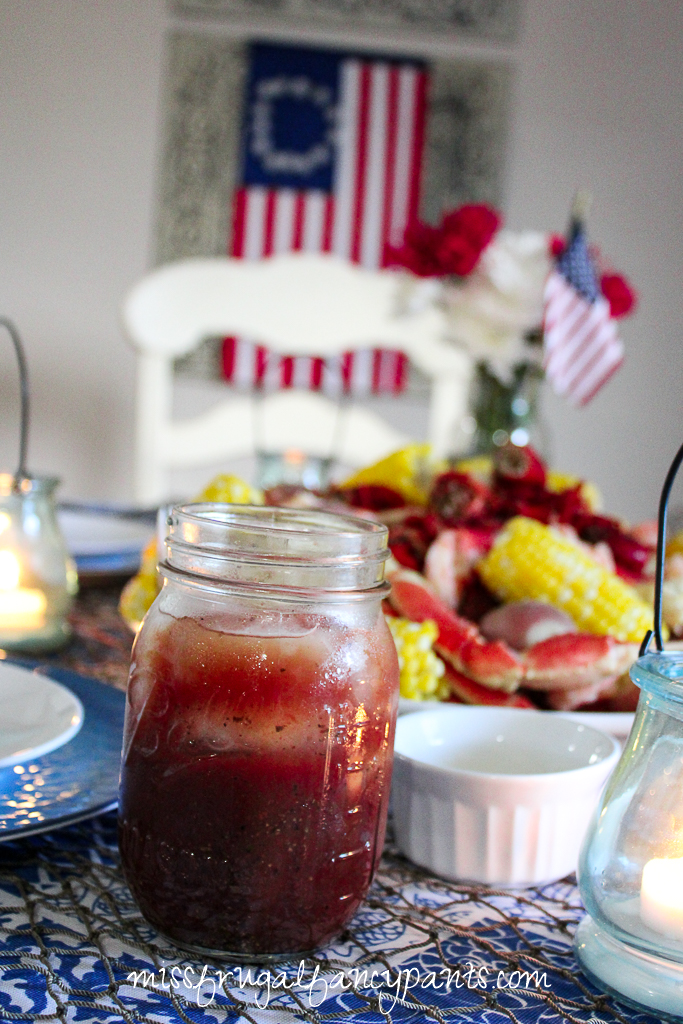 4th of July Crab Boil with Dixie Southern Black Pepper Vodka | Crawfish Shooters & Bloody Mary | missfrugalfancypants.com