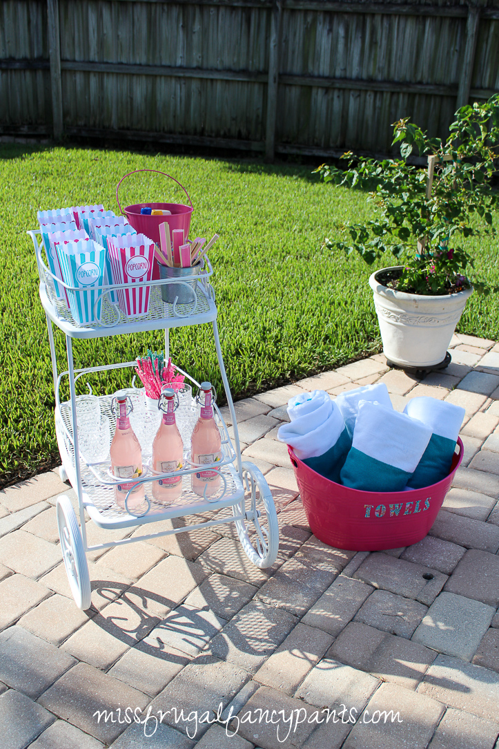 Lilly Pulitzer | Cabana Party | Flamingo Birthday Party | missfrugalfancypants.com