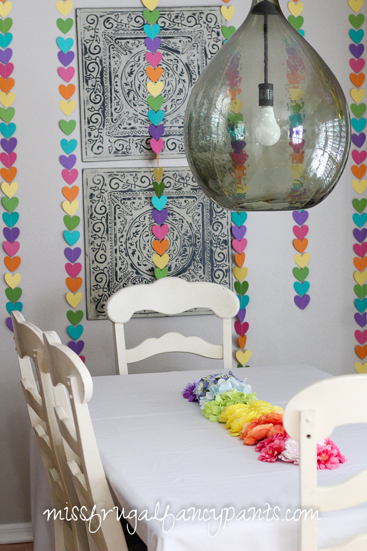 JoJo Siwa Birthday Party - Unicorns and Rainbows - Hearts and Balloons - Flower Centerpiece H